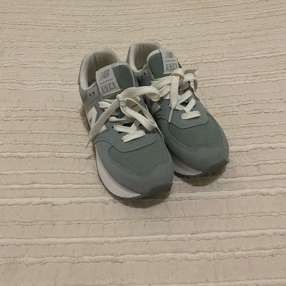 New Balance 574